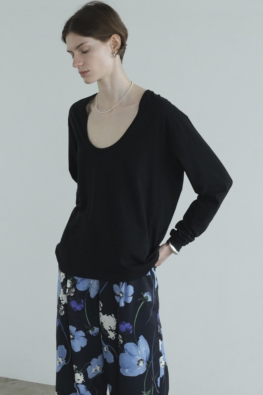 【クラネ/CLANE】のDEEP U NECK TOPS Tシャツ/カットソー 人気、トレンドファッション・服の通販 founy(ファニー) 　ファッション　Fashion　レディースファッション　Fashion for Women　トップス・カットソー　Cut & Sew Tops　シャツ・ブラウス・オフィスカジュアル　Elegant Blouses & Button-Ups　ロングTシャツ・Tシャツ　Longline T-Shirts & Tees　カットソー・ベーシックTシャツ　Cut-and-Sewn Tops / Stretch Tees & Basics　おすすめ　Recommended / Our Picks　インナー　Innerwear　カットソー　Cut and Sewn Top　スリーブ　Sleeve, Long Sleeve / Short Sleeve　ロング　Long, Long-Length　長袖　Long Sleeve, Full Sleeve　other-7|ID: prp329100004110605 ipo3291000000032917285