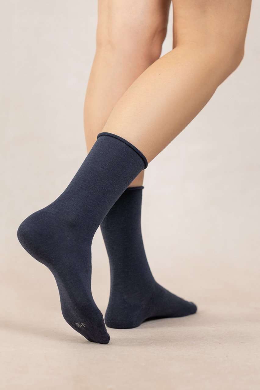 【ブルーフォレ/BLEUFORET】の6700 COTTON INSIDE ソリッドファインウールソックス インテリア・キッズ・メンズ・レディースファッション・服の通販 founy(ファニー) 　ファッション　Fashion　レディースファッション　Fashion for Women　ソックス&靴下　Socks & Hosiery　レッグウェア・ストッキング　Legwear & Hosiery　おすすめ　Recommended / Our Picks　シューズ　Shoes, Footwear　ソックス　Socks, Hosiery　定番　Standard, Basic Item　ネイビー|ID: prp329100004112973 ipo3291000000032802962