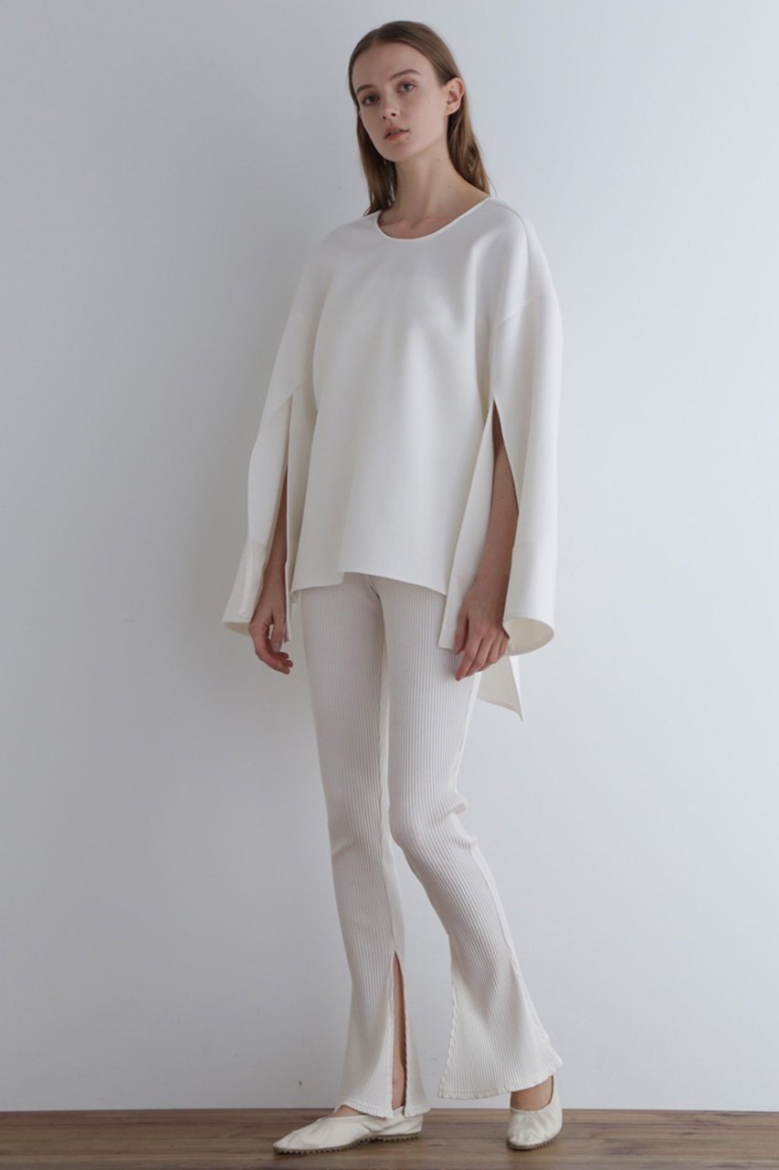 【ル フィル/LE PHIL】のソフトダンボールスリットスリーブブラウス 人気、トレンドファッション・服の通販 founy(ファニー) 　ファッション　Fashion　レディースファッション　Fashion for Women　トップス・カットソー　Cut & Sew Tops　シャツ・ブラウス・オフィスカジュアル　Elegant Blouses & Button-Ups　スリット　Slit, Slit Detail　スリーブ　Sleeve, Long Sleeve / Short Sleeve　リラックス　Relax, Relaxed Fit　ロング　Long, Long-Length　other-5|ID: prp329100004113108 ipo3291000000035407551