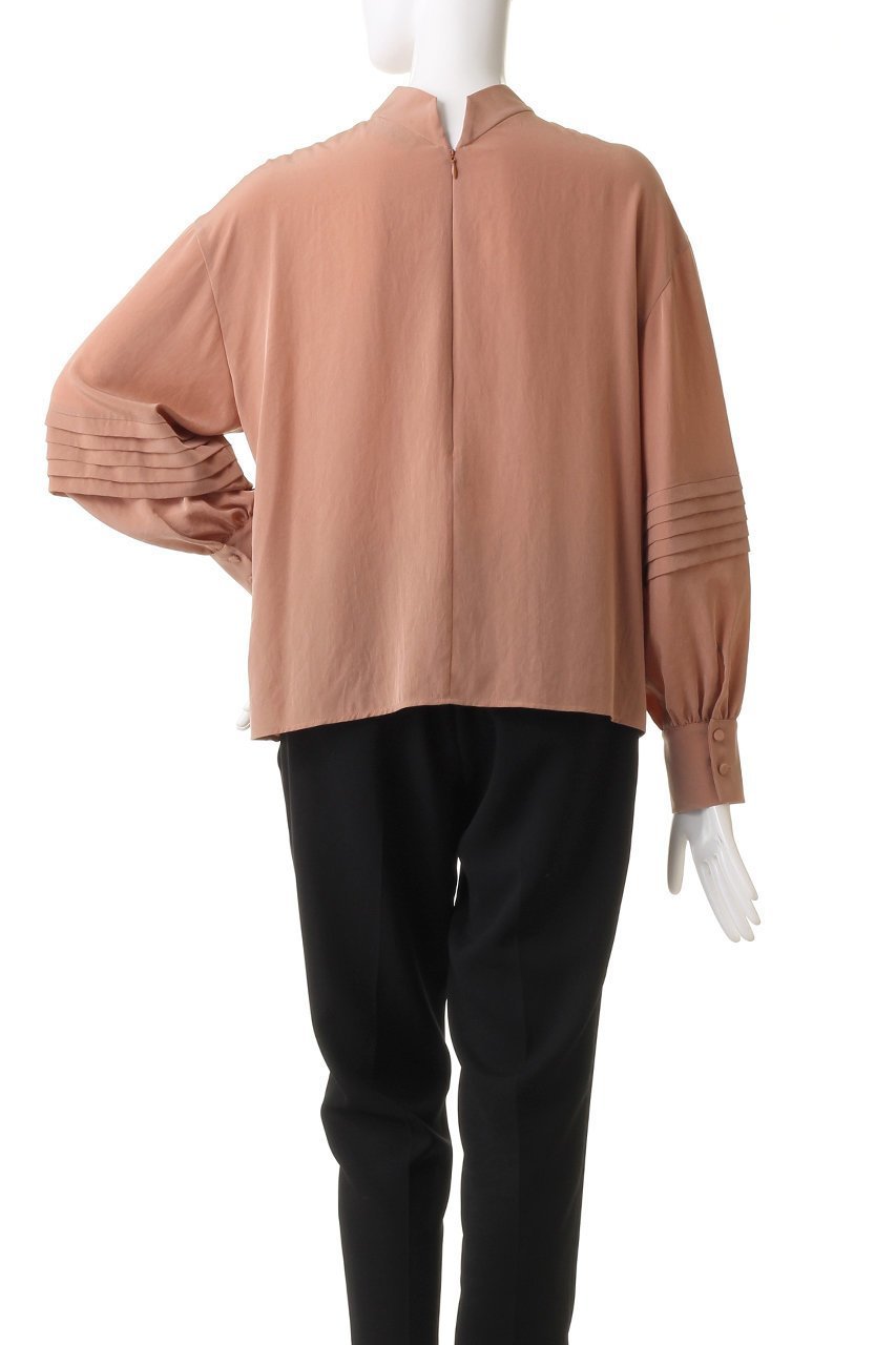 【オブリオ/AUBRIOT】のパウダリーファイユ ハイネックブラウス 人気、トレンドファッション・服の通販 founy(ファニー) 　ファッション　Fashion　レディースファッション　Fashion for Women　トップス・カットソー　Cut & Sew Tops　シャツ・ブラウス・オフィスカジュアル　Elegant Blouses & Button-Ups　エレガント 上品　Elegant　スリーブ　Sleeve, Long Sleeve / Short Sleeve　ドレープ　Drape, Draping Fabric　ハイネック　High Neck, Mock Neck　フォルム　Silhouette, Form　モダン　Modern, Contemporary　ロング　Long, Long-Length　ヴィンテージ　Vintage Style　other-4|ID: prp329100004116765 ipo3291000000035823310