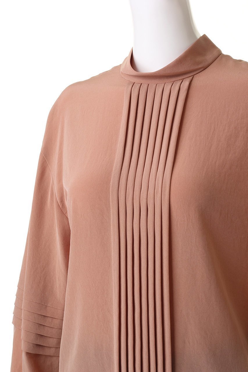 【オブリオ/AUBRIOT】のパウダリーファイユ ハイネックブラウス 人気、トレンドファッション・服の通販 founy(ファニー) 　ファッション　Fashion　レディースファッション　Fashion for Women　トップス・カットソー　Cut & Sew Tops　シャツ・ブラウス・オフィスカジュアル　Elegant Blouses & Button-Ups　エレガント 上品　Elegant　スリーブ　Sleeve, Long Sleeve / Short Sleeve　ドレープ　Drape, Draping Fabric　ハイネック　High Neck, Mock Neck　フォルム　Silhouette, Form　モダン　Modern, Contemporary　ロング　Long, Long-Length　ヴィンテージ　Vintage Style　other-5|ID: prp329100004116765 ipo3291000000035823311