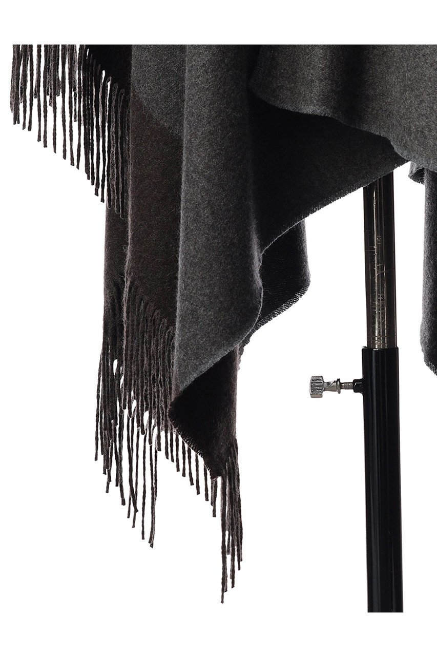 【オブリオ/AUBRIOT】のカシミヤストールポンチョ 人気、トレンドファッション・服の通販 founy(ファニー) 　ファッション　Fashion　レディースファッション　Fashion for Women　アウター　Coat / Outerwear Collection　ポンチョ・ケープコート　Ponchos & Capes　ストール　Soft & Warm Scarves　マフラー・スヌード / 冬小物の定番　Scarves & Mufflers　ストール　Stole, Wrap　スリット　Slit, Slit Detail　フリンジ　Fringe, Tassel　マフラー　Scarf, Muffler　other-7|ID: prp329100004116778 ipo3291000000036153239