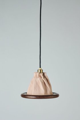 【ニュークラシックライトフィールド/NEW CLASSIC LIGHT FIELD / GOODS】のRAUSU PENDANT LIGHT 人気、トレンドファッション・服の通販 founy(ファニー) ウッド Wood フレーム Flame プリーツ Pleats モダン Modern 巾着 Purse |ID:prp329100004116787