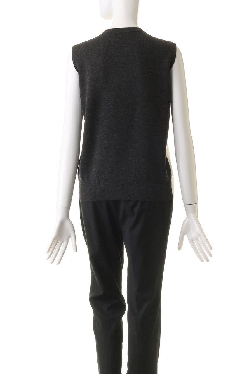 【オブリオ/AUBRIOT】のバイカラーニットベスト 人気、トレンドファッション・服の通販 founy(ファニー) 　ファッション　Fashion　レディースファッション　Fashion for Women　トップス・カットソー　Cut & Sew Tops　ニット　Knit Tops & Sweaters　ベスト&ジレ / 重ね着スタイル　Vests & Gilets　カジュアルプルオーバー・ニットトップス　Pullovers & Knit Tops / Casual Pullovers　スリット　Slit, Slit Detail　ブロック　Block, Solid Block Pattern　ベスト　Vest, Waistcoat　モダン　Modern, Contemporary　エレガント 上品　Elegant　other-4|ID: prp329100004116876 ipo3291000000036593291