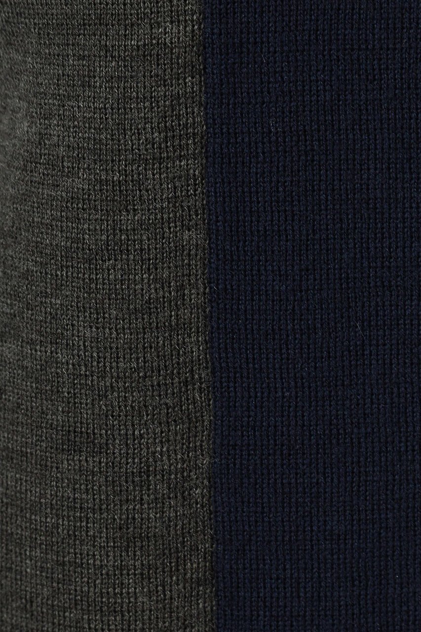 【オブリオ/AUBRIOT】のバイカラーニットベスト 人気、トレンドファッション・服の通販 founy(ファニー) 　ファッション　Fashion　レディースファッション　Fashion for Women　トップス・カットソー　Cut & Sew Tops　ニット　Knit Tops & Sweaters　ベスト&ジレ / 重ね着スタイル　Vests & Gilets　カジュアルプルオーバー・ニットトップス　Pullovers & Knit Tops / Casual Pullovers　スリット　Slit, Slit Detail　ブロック　Block, Solid Block Pattern　ベスト　Vest, Waistcoat　モダン　Modern, Contemporary　エレガント 上品　Elegant　other-7|ID: prp329100004116876 ipo3291000000036593294