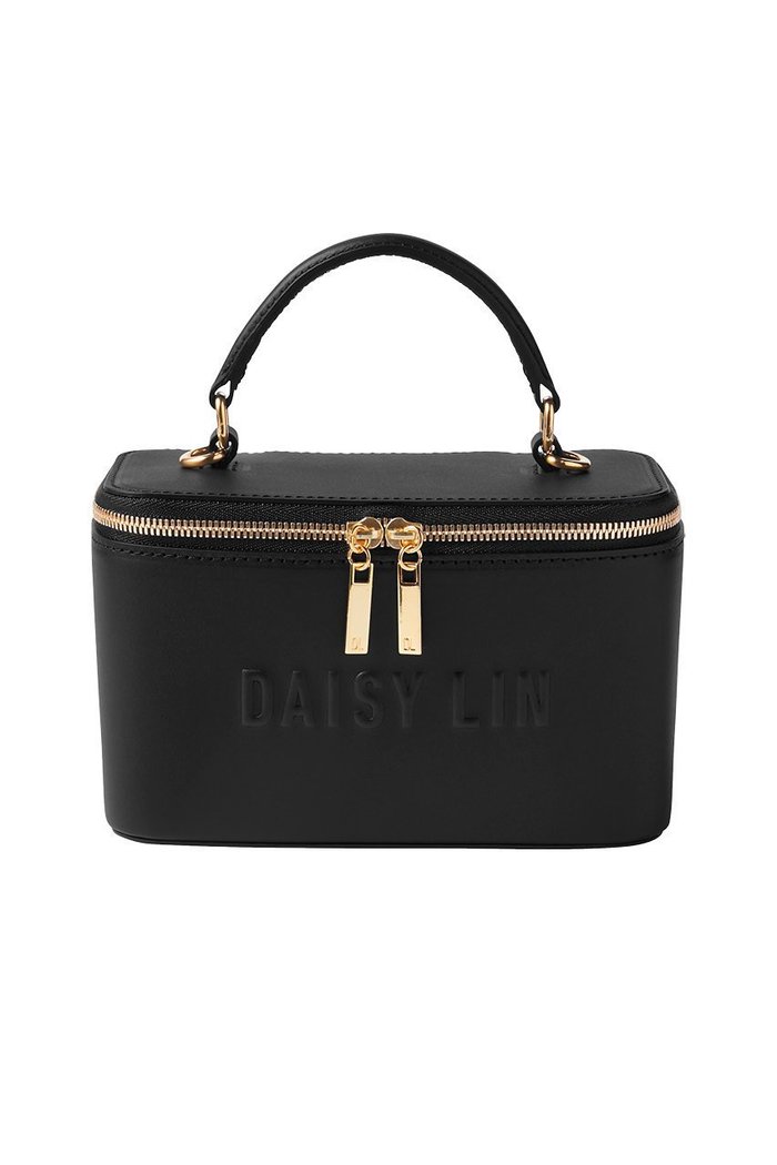 【デイジーリン/DAISY LIN】のBag “Daisy Vanity” インテリア・キッズ・メンズ・レディースファッション・服の通販 founy(ファニー) https://founy.com/ ファッション Fashion レディースファッション Ladies' Fashion Online クラシカル Classical コンパクト Compact シンプル Simple スマート Smart スリット Slit チェーン Chain ハンドバッグ Handbag フォルム Form おすすめ Recommend 夏 Summer エレガント 上品 Elegant NEW・新作・新着・新入荷 New Arrivals |ID: prp329100004123344 ipo3291000000032649254