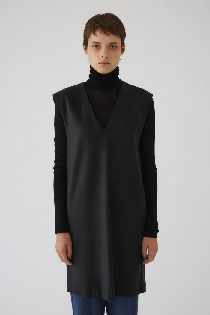 【リムアーク/RIM.ARK】のSoft felt long vest/ベスト インテリア・キッズ・メンズ・レディースファッション・服の通販 founy(ファニー) https://founy.com/ ファッション Fashion レディースファッション Fashion for Women アウター Coat / Outerwear Collection レディースジャケット・軽アウター Jackets おすすめ Recommended / Our Picks ジャケット Jacket, Outerwear スタイリッシュ Stylish, Fashionable フラット Flat, Flat Shoes ベスト Vest, Waistcoat ロング Long, Long-Length エレガント 上品 Elegant |ID: prp329100004124697 ipo3291000000034969809