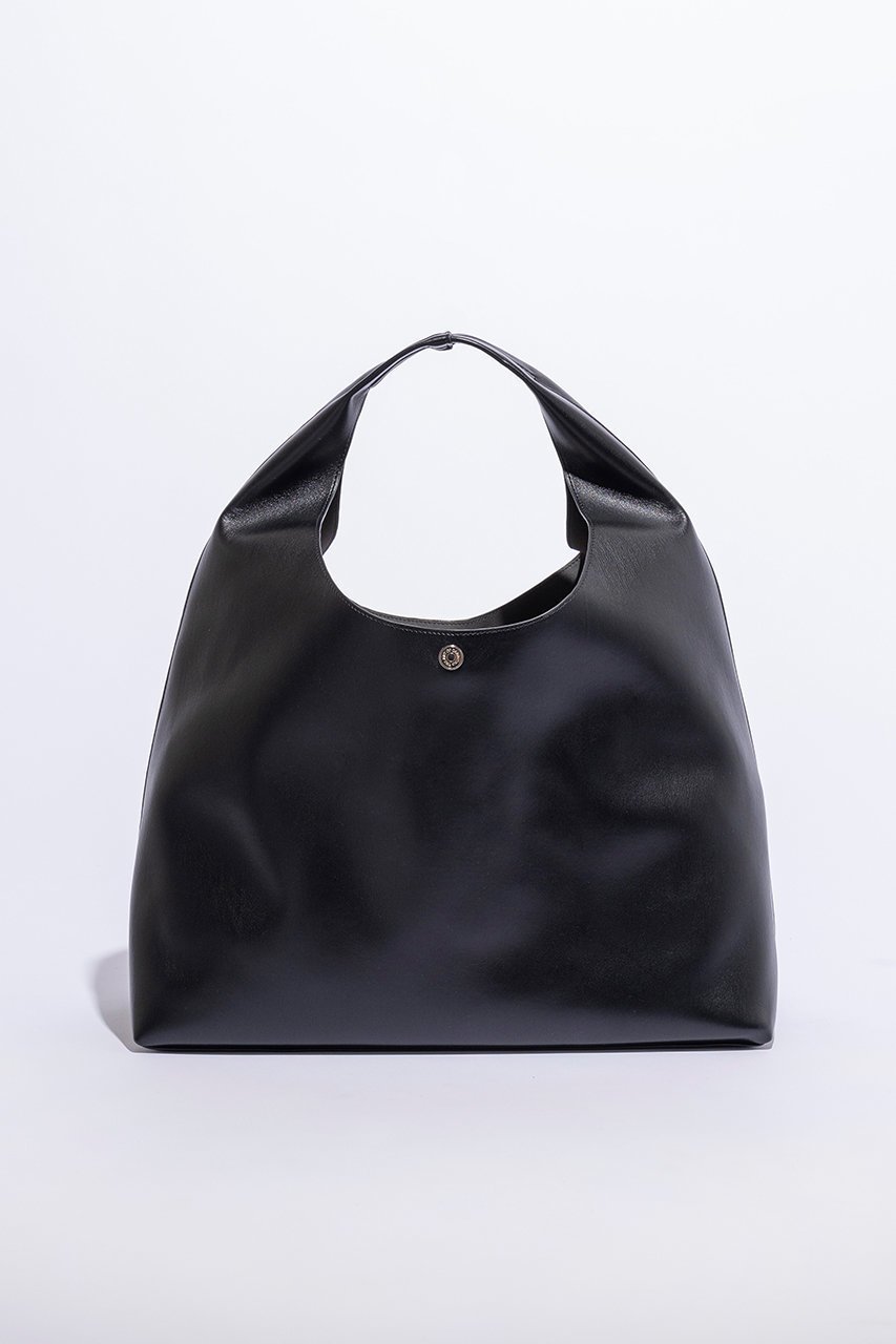 【ジ アートオブキャリング/THE ART OF CARRYING】のHANDLE バッグ インテリア・キッズ・メンズ・レディースファッション・服の通販 founy(ファニー) ファッション Fashion レディースファッション Fashion for Women バッグ Bags エレガント 上品 Elegant フロント Front, Front Design メタル Metal, Metal Parts 軽量 Lightweight, Ultra Light ブラック|ID: prp329100004131740 ipo3291000000032788052