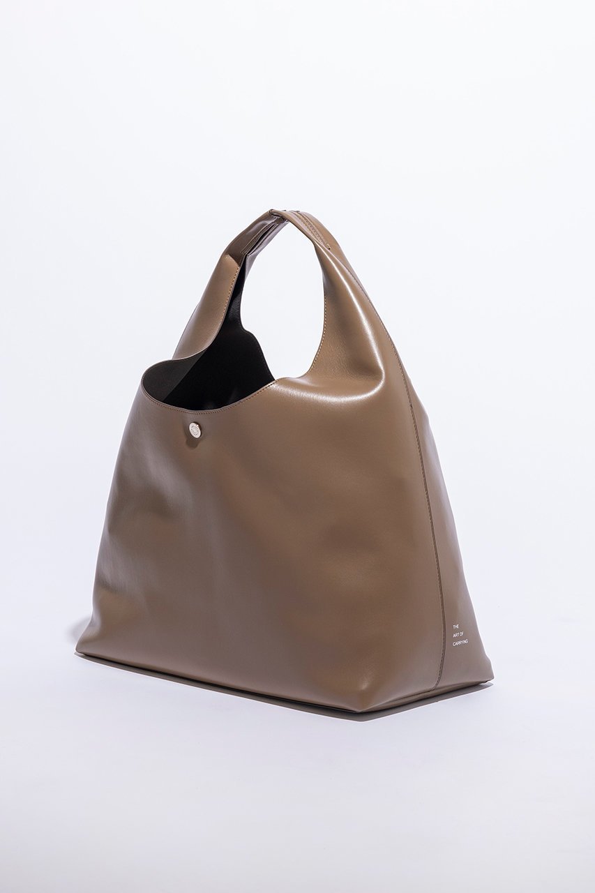 【ジ アートオブキャリング/THE ART OF CARRYING】のHANDLE バッグ 人気、トレンドファッション・服の通販 founy(ファニー) ファッション Fashion レディースファッション Fashion for Women バッグ Bags エレガント 上品 Elegant フロント Front, Front Design メタル Metal, Metal Parts 軽量 Lightweight, Ultra Light other-3|ID: prp329100004131740 ipo3291000000032788059