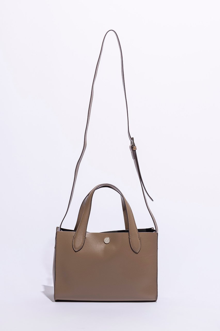 【ジ アートオブキャリング/THE ART OF CARRYING】のWIDE mini バッグ インテリア・キッズ・メンズ・レディースファッション・服の通販 founy(ファニー) 　ファッション　Fashion　レディースファッション　Fashion for Women　バッグ　Bags　エレガント 上品　Elegant　コンパクト　Compact, Small Size　ショルダー　Shoulder, Shoulder Strap　タンブラー　Tumbler, Travel Mug　バランス　Balance, Style Balance　フロント　Front, Front Design　メタル　Metal, Metal Parts　軽量　Lightweight, Ultra Light　グレージュ|ID: prp329100004131741 ipo3291000000032788079