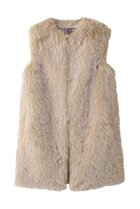【ヘルノ/HERNO】のフェイクファー ベスト 人気、トレンドファッション・服の通販 founy(ファニー) ファッション Fashion レディースファッション Fashion for Women アウター Coat / Outerwear Collection レディースジャケット・軽アウター Jackets ジャケット Jacket, Outerwear フェイクファー Faux Fur, Imitation Fur ベスト Vest, Waistcoat ラグジュアリー Luxury, Elegant thumbnail アイボリー|ID: prp329100004131780 ipo3291000000032950497