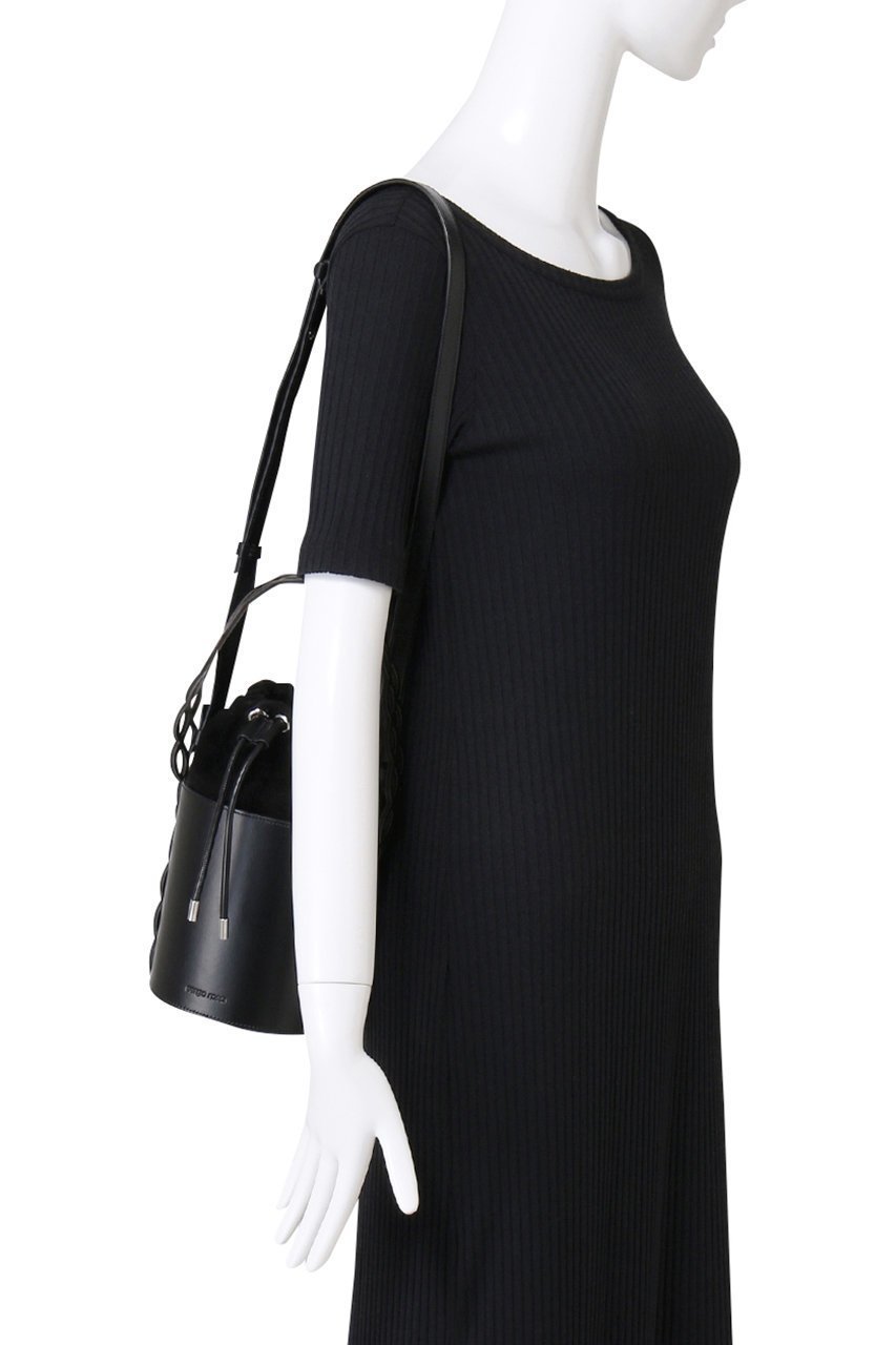 【セルジオ ロッシ/SERGIO ROSSI】のsrMERMAID SHOULDER 人気、トレンドファッション・服の通販 founy(ファニー) 　ファッション　Fashion　レディースファッション　Fashion for Women　バッグ　Bags　コレクション　Collection, Seasonal Line　ドローストリング　Drawstring, Pull Cord　マーメイド　Mermaid, Fishtail Silhouette　ライニング　Inner Lining, Inner Fabric, Lined　ワーク　Workwear, Utility Style　other-2|ID: prp329100004131884 ipo3291000000032792705