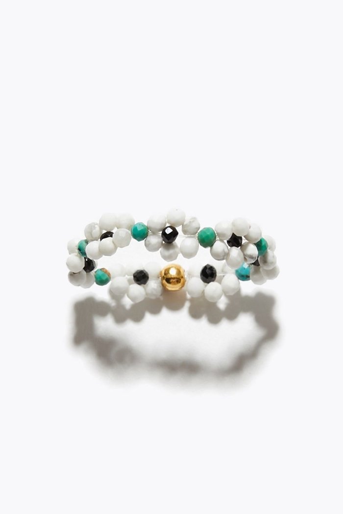 【アルティーダ ウード/ARTIDA OUD】のamulette 「清らかな心へリフレッシュ」ハウライト フラワー リング インテリア・キッズ・メンズ・レディースファッション・服の通販 founy(ファニー) https://founy.com/ ファッション Fashion レディースファッション Fashion for Women ジュエリー Jewelry インド Indian Textile ターコイズ Turquoise, Blue-Green バランス Balance, Style Balance フラワー Flower, Floral |ID: prp329100004134129 ipo3291000000035611946