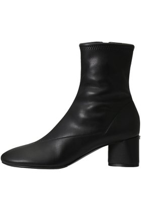 【セルジオ ロッシ/SERGIO ROSSI】 srPILIER ブーティ人気、トレンドファッション・服の通販 founy(ファニー) ファッション Fashion レディースファッション Fashion for Women コレクション Collection, Seasonal Line ショート Short, Short Length トライアングル Triangle, Triangular Shape ブーティ Booties, Ankle Boots モチーフ Motif, Design Theme |ID:prp329100004135717