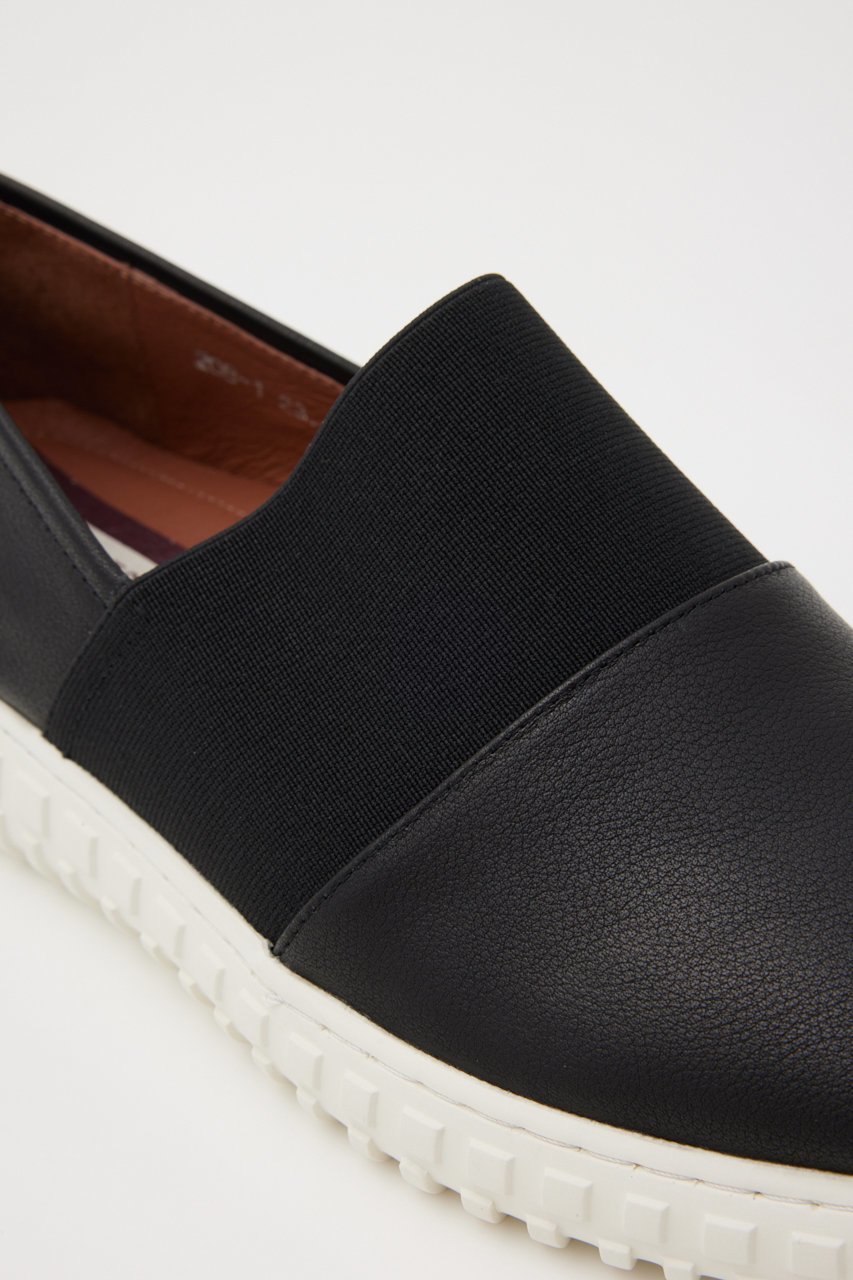 【スタッカート/STACCATO】のイージーフィットスリッポン 人気、トレンドファッション・服の通販 founy(ファニー) 　ファッション　Fashion　レディースファッション　Fashion for Women　シューズ　Shoes, Footwear　シルバー　Silver, Metallic Silver　フィット　Fit, Slim Fit　フラット　Flat, Flat Shoes　ラバー　Rubber, Rubber Sole　定番　Standard, Basic Item　A/W・秋冬　Autumn/Winter　other-7|ID: prp329100004137264 ipo3291000000036122550