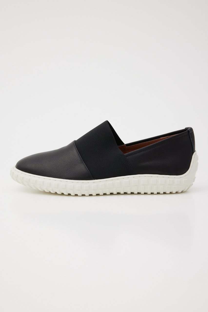【スタッカート/STACCATO】のイージーフィットスリッポン 大人の最旬トレンドファッション＆コーディネート founy(ファウニー) 　ファッション　Fashion　レディースファッション　Fashion for Women　シューズ　Shoes, Footwear　シルバー　Silver, Metallic Silver　フィット　Fit, Slim Fit　フラット　Flat, Flat Shoes　ラバー　Rubber, Rubber Sole　定番　Standard, Basic Item　A/W・秋冬　Autumn/Winter　other-2|ID: prp329100004137264 ipo3291000000036899496
