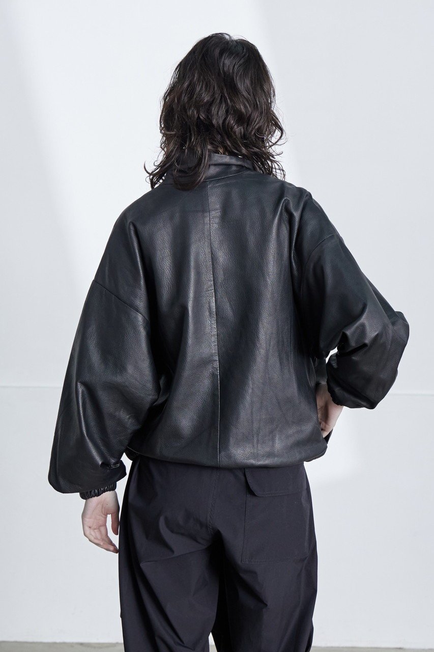 【シシ/sisii】の【受注生産】CROPPED HALF ZIP ハイネック ブルゾン 人気、トレンドファッション・服の通販 founy(ファニー) ファッション Fashion レディースファッション Fashion for Women アウター Coat / Outerwear Collection レディースジャケット・軽アウター Jackets ブルゾンジャケット・スポーティアウター Blouson Jackets エレガント 上品 Elegant シンプル Simple, Minimal ジャケット Jacket, Outerwear スポーティ Sporty, Casual Athletic ハイネック High Neck, Mock Neck ブルゾン Blouson, Bomber Jacket モダン Modern, Contemporary 軽量 Lightweight, Ultra Light other-2|ID: prp329100004139460 ipo3291000000032959180