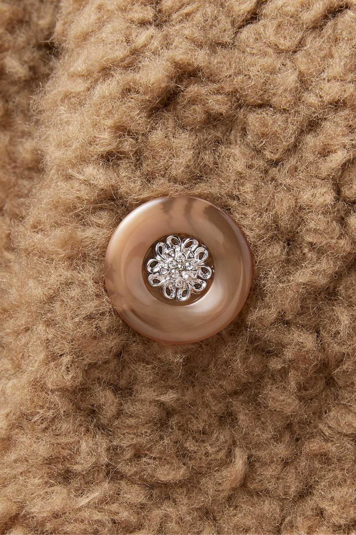 【デイジーリン/DAISY LIN】のCoat “Teddy Teddy Ribbon” 人気、トレンドファッション・服の通販 founy(ファニー) 　ファッション　Fashion　レディースファッション　Fashion for Women　アウター　Coat / Outerwear Collection　コート・ロングコート・ピーコート　Long Coats, Peacoats & More　おすすめ　Recommended / Our Picks　ウォッシャブル　Machine Washable　エレガント 上品　Elegant　サテン　Satin, Glossy Fabric　ショート　Short, Short Length　シルク　Silk, 100% Silk　ストレッチ　Stretch, Stretchy Fabric　バランス　Balance, Style Balance　フェミニン　Feminine, Girly　ブルゾン　Blouson, Bomber Jacket　ベルベット　Velvet, Velvety　リボン　Ribbon, Bow　冬　Winter / This Winter　洗える　Machine Washable　other-6|ID: prp329100004142467 ipo3291000000036222417