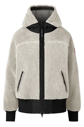 【カナダグース/CANADA GOOSE】の7016W Simcoe Oversized Hoody Kind High Pile Fleece 人気、トレンドファッション・服の通販 founy(ファニー) ファッション Fashion レディースファッション WOMEN アウター Coat Outerwear ジャケット Jackets ブルゾン Blouson/Jackets ジャケット Jacket ブルゾン Blouson リラックス Relax NEW・新作・新着・新入荷 New Arrivals |ID:prp329100004142473