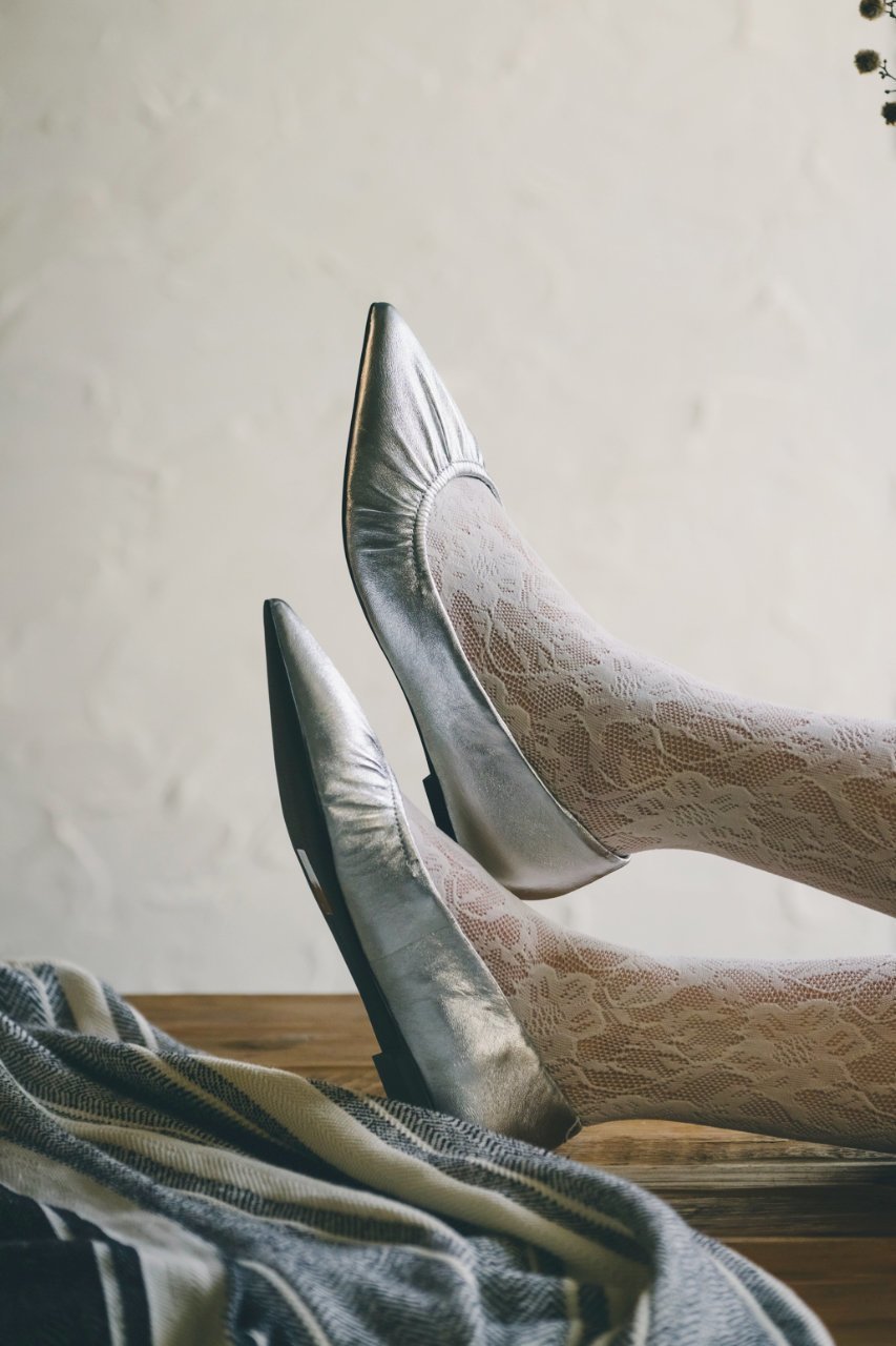 【スティーブマデン/STEVE MADDEN】のLISTED ポインテッドギャザーパンプス 人気、トレンドファッション・服の通販 founy(ファニー) 　ファッション　Fashion　レディースファッション　Fashion for Women　ギャザー　Gathered, Ruffled　スタイリッシュ　Stylish, Fashionable　フラット　Flat, Flat Shoes　定番　Standard, Basic Item　A/W・秋冬　Autumn/Winter　other-6|ID: prp329100004142506 ipo3291000000032871844