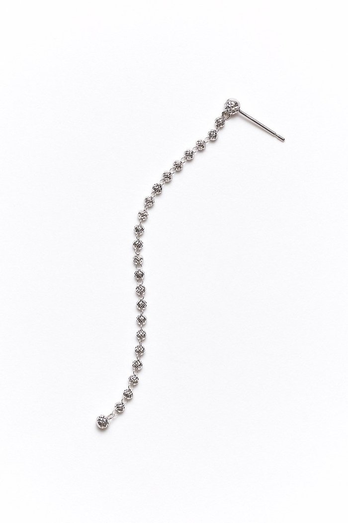 【オー/oeau】のcut ball chain ピアス インテリア・キッズ・メンズ・レディースファッション・服の通販 founy(ファニー) https://founy.com/ ファッション Fashion レディースファッション Fashion for Women ジュエリー Jewelry ファッションリング Fashion Rings イヤリング・フープ・ドロップタイプ Hoop, Drop & Clip Earrings アクセサリー Fashion Accessories アシンメトリー Asymmetrical Style イヤリング Earrings カッティング Cutting Detail バランス Balance, Style Balance ロング Long, Long-Length 片耳 One-Ear, Single Earring |ID: prp329100004142536 ipo3291000000035755567