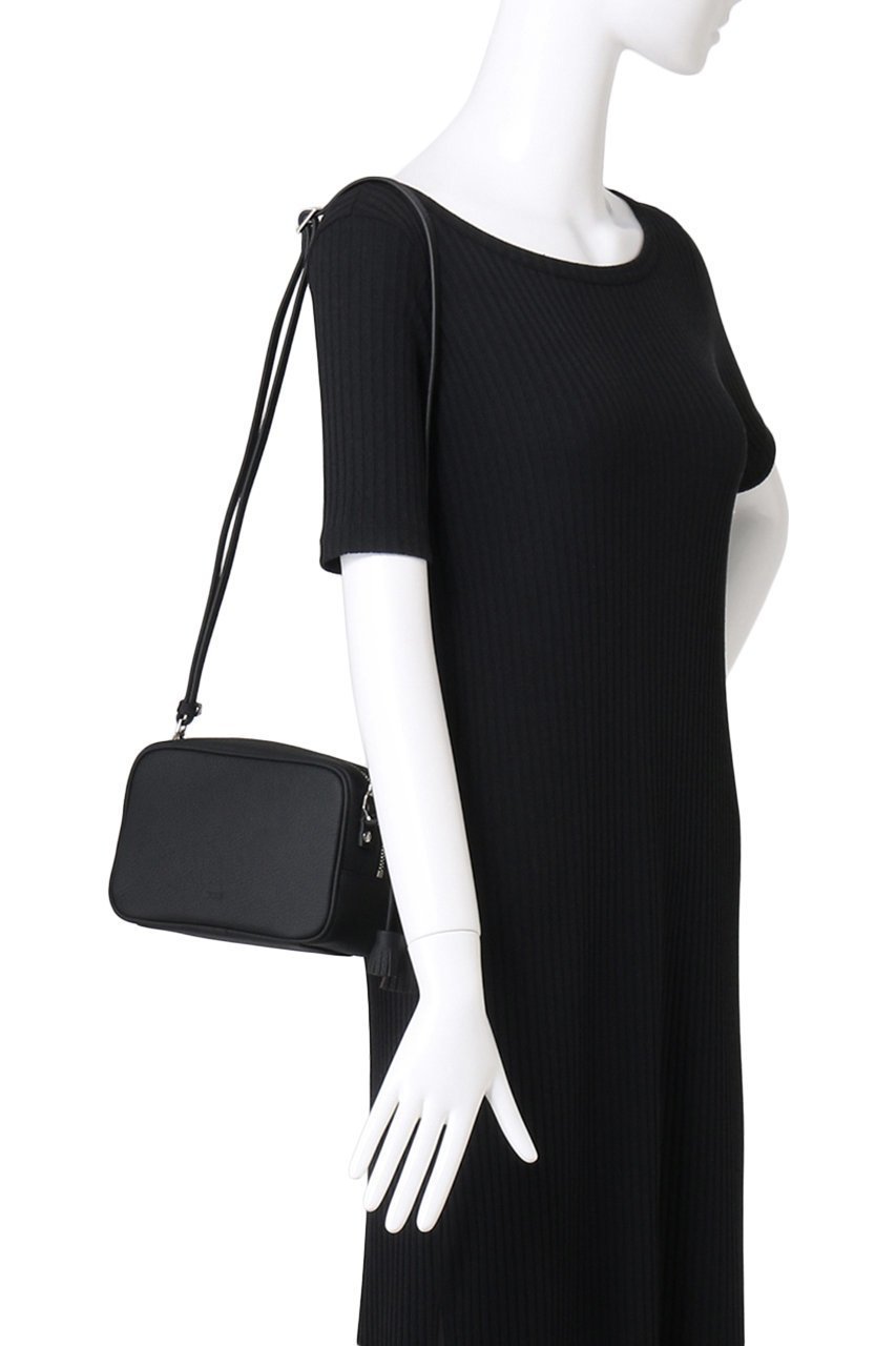 【ヴァジック/VASIC】のAnyway ポシェット 人気、トレンドファッション・服の通販 founy(ファニー) 　ファッション　Fashion　レディースファッション　Fashion for Women　バッグ　Bags　ショルダー　Shoulder, Shoulder Strap　スクエア　Square, Square Shape　タッセル　Tassel, Fringe　チャーム　Charm, Pendant　フォルム　Silhouette, Form　ポシェット　Pochette, Mini Bag　ロング　Long, Long-Length　other-2|ID: prp329100004149477 ipo3291000000032791791