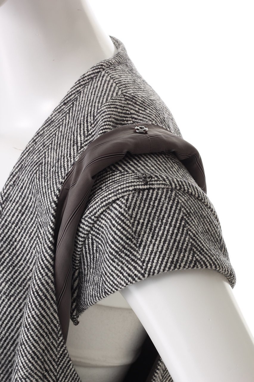 【オブリオ/AUBRIOT】のシルクネップツィード ジレ 人気、トレンドファッション・服の通販 founy(ファニー) 　ファッション　Fashion　レディースファッション　Fashion for Women　アウター　Coat / Outerwear Collection　レディースジャケット・軽アウター　Jackets　イタリア　Italy　エレガント 上品　Elegant　ショルダー　Shoulder, Shoulder Strap　シルク　Silk, 100% Silk　ジャケット　Jacket, Outerwear　ツイード／ツィード　Choker, Choker Necklace　トレンド　Trend, Trending Now　ネップ　Nepp, Slub Yarn　フォルム　Silhouette, Form　ベスト　Vest, Waistcoat　メランジ　Melange, Mixed Yarn　今季　This Season, Current Season　other-6|ID: prp329100004150409 ipo3291000000036789410