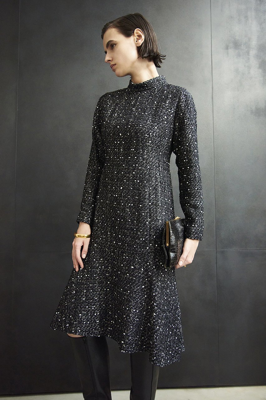 【エムダブリュー/MW】のMONOTONE TWEEDスタンドカラードレス 人気、トレンドファッション・服の通販 founy(ファニー) 　ファッション　Fashion　レディースファッション　Fashion for Women　ワンピース　Dresses　フォーマル・パーティードレス・結婚式用ドレス　Elegant & Casual Dresses　チュニック　Tunic Tops & Dresses　シェイプ　Shape, Slim Fit　シルバー　Silver, Metallic Silver　スタンド　Stand Collar, Upright Stand　チュニック　Tunic, Long Top　ツイード　Twill, Twill Weave　ドレス　Dress, One-Piece　パーティ　Party, Party Style　フランス　France, French　モダン　Modern, Contemporary　モノトーン　Monotone, Black and White　other-6|ID: prp329100004151667 ipo3291000000033745101