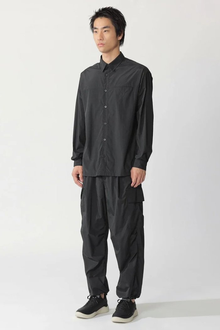 【エコアルフ/ECOALF / MEN】の【MEN】ACT LReナイロン シャツ 【日本限定】 インテリア・キッズ・メンズ・レディースファッション・服の通販 founy(ファニー) https://founy.com/ ファッション Fashion メンズファッション Fashion for Men おすすめ Recommended / Our Picks インナー Innerwear カッティング Cutting Detail コレクション Collection, Seasonal Line スタイリッシュ Stylish, Fashionable スポーツ Sports, Activewear スリーブ Sleeve, Long Sleeve / Short Sleeve セットアップ Set-Up, Coordinated Outfit ボトム Bottoms, Lower Wear モダン Modern, Contemporary リラックス Relax, Relaxed Fit ロング Long, Long-Length ワッシャー Washer, Crinkled Finish エレガント 上品 Elegant 軽量 Lightweight, Ultra Light |ID: prp329100004152976 ipo3291000000034958860
