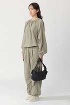 【エコアルフ/ECOALF】のACT LReナイロン ブラウス 【日本限定】 人気、トレンドファッション・服の通販 founy(ファニー) ファッション Fashion レディースファッション Fashion for Women トップス・カットソー Cut & Sew Tops シャツ・ブラウス・オフィスカジュアル Elegant Blouses & Button-Ups おすすめ Recommended / Our Picks ギャザー Gathered, Ruffled コレクション Collection, Seasonal Line ショート Short, Short Length スタイリッシュ Stylish, Fashionable スピンドル Spindle, Drawcord スポーツ Sports, Activewear スリーブ Sleeve, Long Sleeve / Short Sleeve セットアップ Set-Up, Coordinated Outfit トレンド Trend, Trending Now ボトム Bottoms, Lower Wear モダン Modern, Contemporary リラックス Relax, Relaxed Fit ロング Long, Long-Length ワッシャー Washer, Crinkled Finish 軽量 Lightweight, Ultra Light thumbnail カーキ|ID: prp329100004153062 ipo3291000000034955969