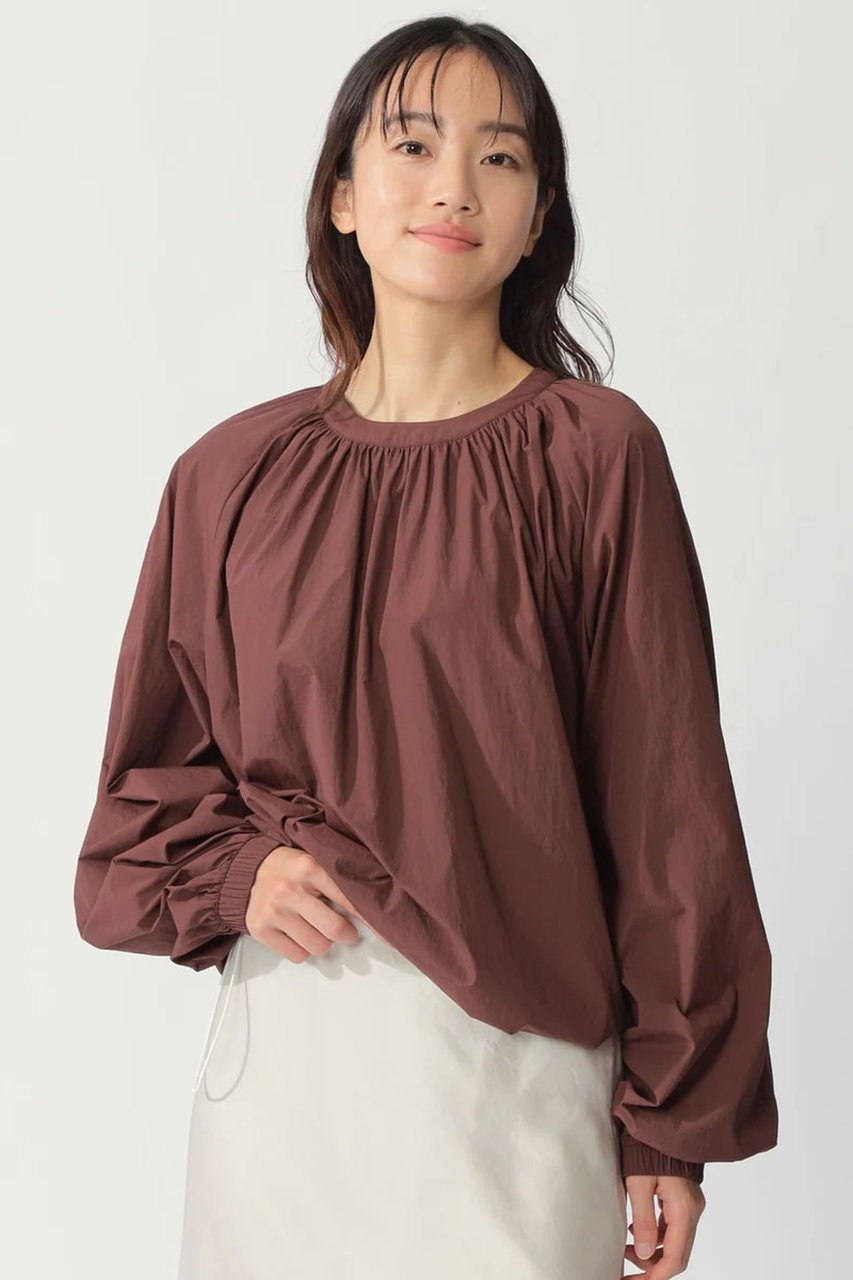 【エコアルフ/ECOALF】のACT LReナイロン ブラウス 【日本限定】 人気、トレンドファッション・服の通販 founy(ファニー) 　ファッション　Fashion　レディースファッション　Fashion for Women　トップス・カットソー　Cut & Sew Tops　シャツ・ブラウス・オフィスカジュアル　Elegant Blouses & Button-Ups　おすすめ　Recommended / Our Picks　ギャザー　Gathered, Ruffled　コレクション　Collection, Seasonal Line　ショート　Short, Short Length　スタイリッシュ　Stylish, Fashionable　スピンドル　Spindle, Drawcord　スポーツ　Sports, Activewear　スリーブ　Sleeve, Long Sleeve / Short Sleeve　セットアップ　Set-Up, Coordinated Outfit　トレンド　Trend, Trending Now　ボトム　Bottoms, Lower Wear　モダン　Modern, Contemporary　リラックス　Relax, Relaxed Fit　ロング　Long, Long-Length　ワッシャー　Washer, Crinkled Finish　軽量　Lightweight, Ultra Light　other-2|ID: prp329100004153062 ipo3291000000034955974