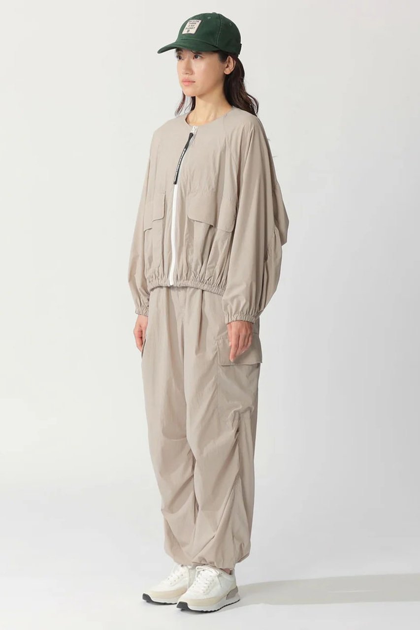 【エコアルフ/ECOALF】のACT LReナイロン ショートブルゾン 【日本限定】 インテリア・キッズ・メンズ・レディースファッション・服の通販 founy(ファニー) 　ファッション　Fashion　レディースファッション　Fashion for Women　アウター　Coat / Outerwear Collection　レディースジャケット・軽アウター　Jackets　ブルゾンジャケット・スポーティアウター　Blouson Jackets　おすすめ　Recommended / Our Picks　インナー　Innerwear　ギャザー　Gathered, Ruffled　コレクション　Collection, Seasonal Line　ショート　Short, Short Length　ジャケット　Jacket, Outerwear　スタイリッシュ　Stylish, Fashionable　スピンドル　Spindle, Drawcord　スポーツ　Sports, Activewear　セットアップ　Set-Up, Coordinated Outfit　トレンド　Trend, Trending Now　ブルゾン　Blouson, Bomber Jacket　ボトム　Bottoms, Lower Wear　モダン　Modern, Contemporary　リラックス　Relax, Relaxed Fit　ワッシャー　Washer, Crinkled Finish　軽量　Lightweight, Ultra Light　ベージュ|ID: prp329100004153063 ipo3291000000036223488