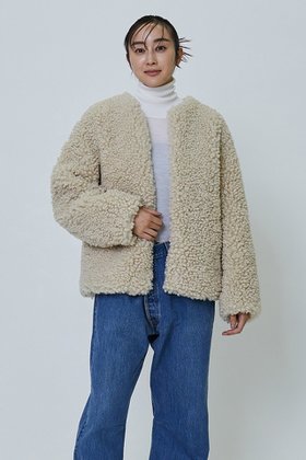 【プルミエ アロンディスモン/1er Arrondissement】のカーリーファーショートコート 人気、トレンドファッション・服の通販 founy(ファニー) ファッション Fashion レディースファッション WOMEN アウター Coat Outerwear コート Coats ショート Short トレンド Trend フェイクファー Faux Fur フランス France 今季 This Season NEW・新作・新着・新入荷 New Arrivals |ID:prp329100004154041