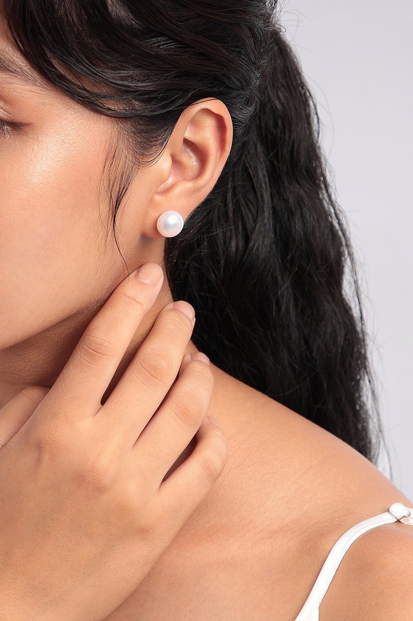 【プラス ヴァンドーム/Plus Vendome】のPEARL K10 スタッド ピアス 人気、トレンドファッション・服の通販 founy(ファニー) 　ファッション　Fashion　レディースファッション　Fashion for Women　ジュエリー　Jewelry　ファッションリング　Fashion Rings　イヤリング・フープ・ドロップタイプ　Hoop, Drop & Clip Earrings　イエロー　Yellow　イヤリング　Earrings　パール　Pearl, Pearl Accent　フォルム　Silhouette, Form　other-2|ID: prp329100004155822 ipo3291000000035659186