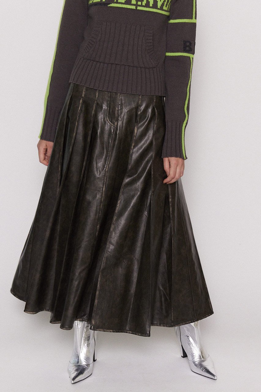 【メゾンスペシャル/MAISON SPECIAL】のTack Pleats faux Leather Long Skirt/タックプリーツフェイクレザーロングスカート 人気、トレンドファッション・服の通販 founy(ファニー) 　ファッション　Fashion　レディースファッション　Fashion for Women　スカート　Skirts　ロングスカート　Long Skirts / Maxi & Midi Skirts　ウォッシュ　Washed Finish　フェイクレザー　Faux Leather, PU Leather　フレア　Flare, Flared　ロング　Long, Long-Length　ヴィンテージ　Vintage Style　other-8|ID: prp329100004158444 ipo3291000000034910324