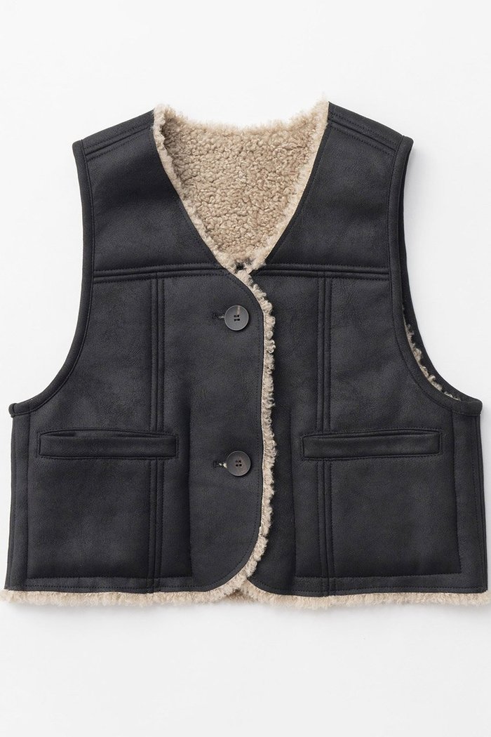 【メゾンスペシャル/MAISON SPECIAL】の2way Boa Vest/2WAYボアベスト インテリア・キッズ・メンズ・レディースファッション・服の通販 founy(ファニー) https://founy.com/ ファッション Fashion レディースファッション WOMEN アウター Coat Outerwear ジャケット Jackets 秋 Autumn/Fall コンパクト Compact 軽量 Lightweight ジャケット Jacket バランス Balance ベスト Vest ボンディング Bonding ポケット Pocket リアル Real ルーズ Loose 冬 Winter A/W・秋冬 Aw・Autumn/Winter・Fw・Fall-Winter NEW・新作・新着・新入荷 New Arrivals |ID: prp329100004158464 ipo3291000000028684523