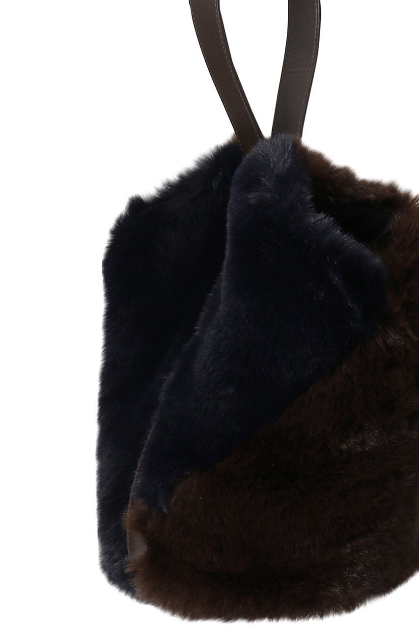 【ファビオラ クラス/Faviora Class】の【Faviora Faux Fur】 レザーハンドルバッグ 人気、トレンドファッション・服の通販 founy(ファニー) 　ファッション　Fashion　レディースファッション　WOMEN　バッグ　Bag　オケージョン　Occasion　パーティ　Party　other-4|ID: prp329100004159645 ipo3291000000031398054