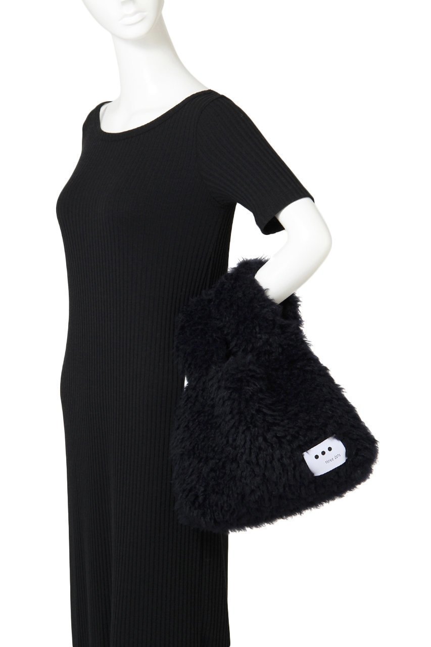 【スリー ドッツ/three dots】のエコペルファーマーケットバッグ 人気、トレンドファッション・服の通販 founy(ファニー) 　ファッション　Fashion　レディースファッション　Fashion for Women　バッグ　Bags　シンプル　Simple, Minimal　トライアングル　Triangle, Triangular Shape　フェイクファー　Faux Fur, Imitation Fur　ベーシック　Basic, Essential　モコモコ　Fuzzy, Fluffy　ラグジュアリー　Luxury, Elegant　A/W・秋冬　Autumn/Winter　other-2|ID: prp329100004161028 ipo3291000000032790589