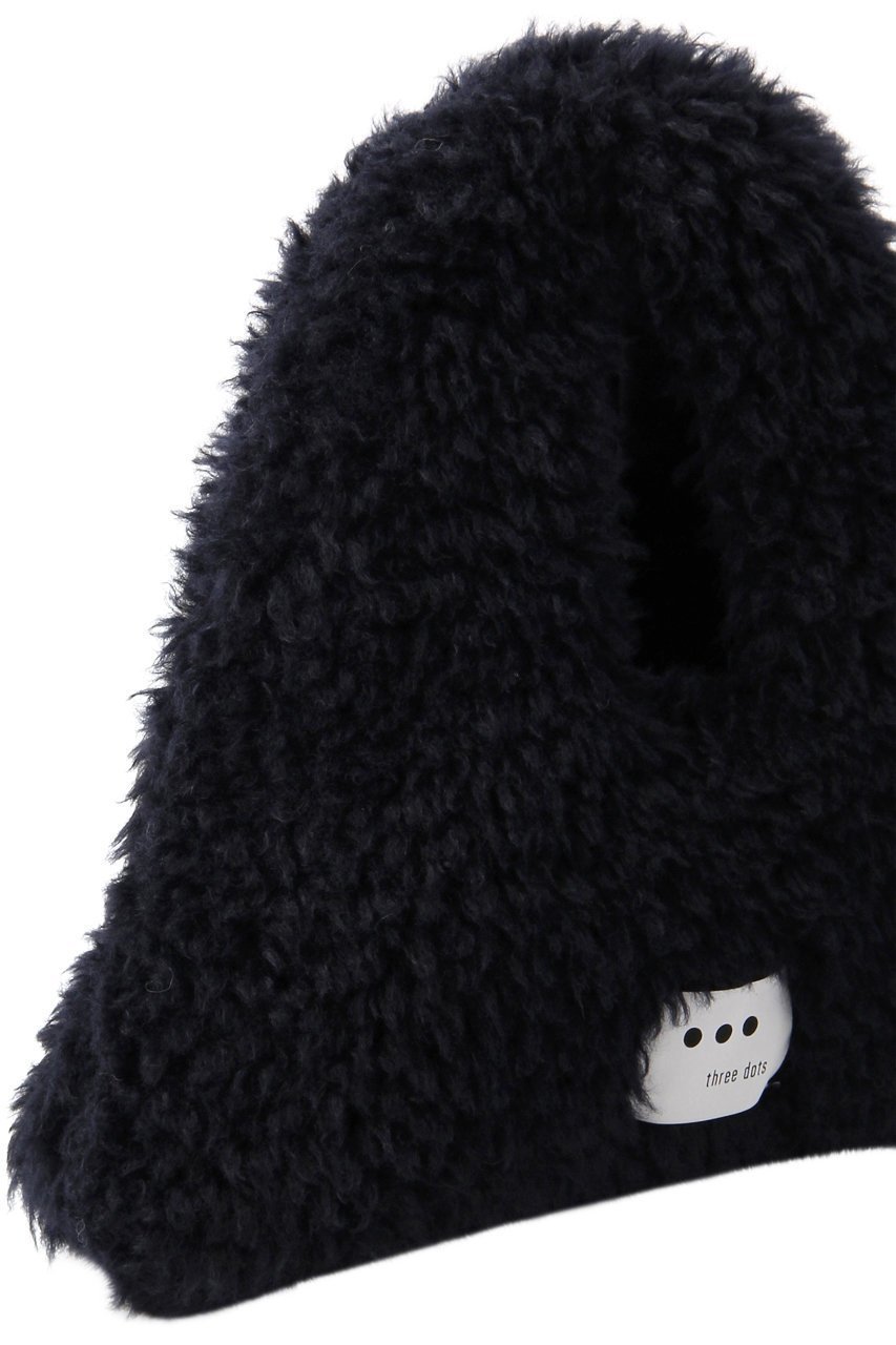 【スリー ドッツ/three dots】のエコペルファートライアングルバッグ 人気、トレンドファッション・服の通販 founy(ファニー) 　ファッション　Fashion　レディースファッション　Fashion for Women　バッグ　Bags　シンプル　Simple, Minimal　トライアングル　Triangle, Triangular Shape　フェイクファー　Faux Fur, Imitation Fur　ベーシック　Basic, Essential　モコモコ　Fuzzy, Fluffy　ラグジュアリー　Luxury, Elegant　A/W・秋冬　Autumn/Winter　other-4|ID: prp329100004161029 ipo3291000000032789946