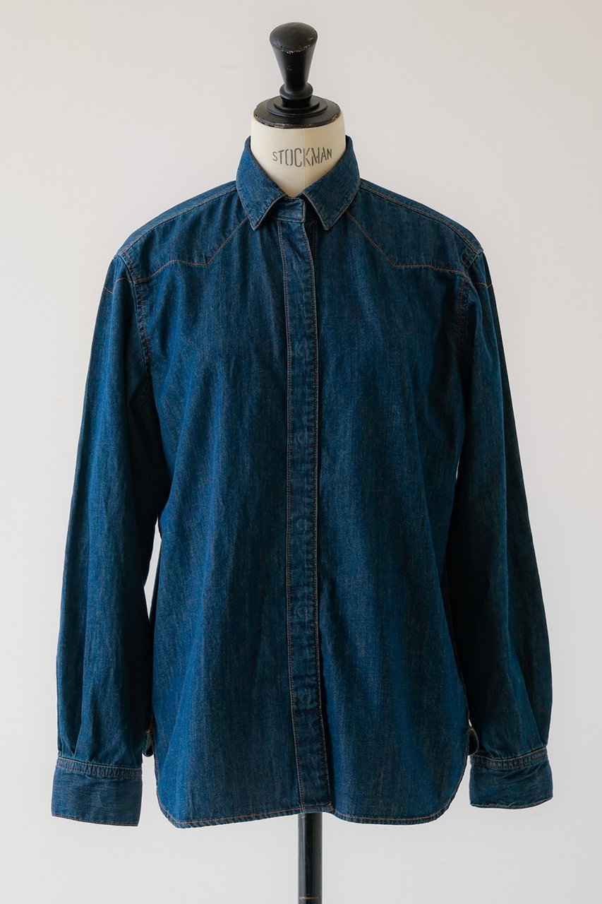【デザイン ワークス/DESIGN WORKS】のTU ES MON TRESOR 別注デニムシャツ インテリア・キッズ・メンズ・レディースファッション・服の通販 founy(ファニー) 　ファッション　Fashion　レディースファッション　Fashion for Women　トップス・カットソー　Cut & Sew Tops　シャツ・ブラウス・オフィスカジュアル　Elegant Blouses & Button-Ups　インディゴ　Indigo Denim　春　Spring　クラシック　Classic, Timeless Style　スリーブ　Sleeve, Long Sleeve / Short Sleeve　ターコイズ　Turquoise, Blue-Green　デニム　Denim, Jeans Material　定番　Standard, Basic Item　フィット　Fit, Slim Fit　ベロア　Velour, Soft Velvet　別注　Limited Edition, Custom Order　モダン　Modern, Contemporary　ヨーク　Yoke, Yoke Design　ロング　Long, Long-Length　S/S・春夏　SS, Spring/Summer, Warm Season　日本製　Made In Japan　夏　Summer　ネイビー|ID: prp329100004161087 ipo3291000000032889806