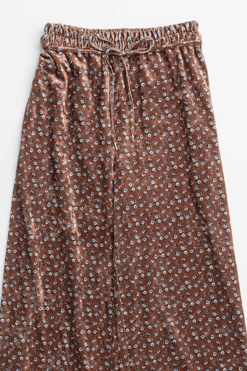 【メゾンスペシャル/MAISON SPECIAL】のFlower Velor Easy Pants/フラワーベロアイージーパンツ 人気、トレンドファッション・服の通販 founy(ファニー) 　ファッション　Fashion　レディースファッション　Fashion for Women　パンツ　Pants & Trousers　シンプル　Simple, Minimal　ベロア　Velour, Soft Velvet　ワイド　Wide, Wide Fit　other-2|ID: prp329100004162612 ipo3291000000032923187