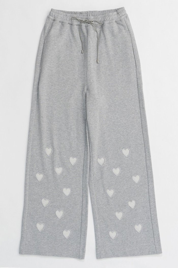 【メゾンスペシャル/MAISON SPECIAL】のMany Heart Cutouts Sweatpants/メニーハートスウェットパンツ インテリア・キッズ・メンズ・レディースファッション・服の通販 founy(ファニー) https://founy.com/ ファッション Fashion レディースファッション WOMEN パンツ Pants ストレート Straight セットアップ Set Up ワイド Wide おすすめ Recommend |ID: prp329100004162614 ipo3291000000028743696