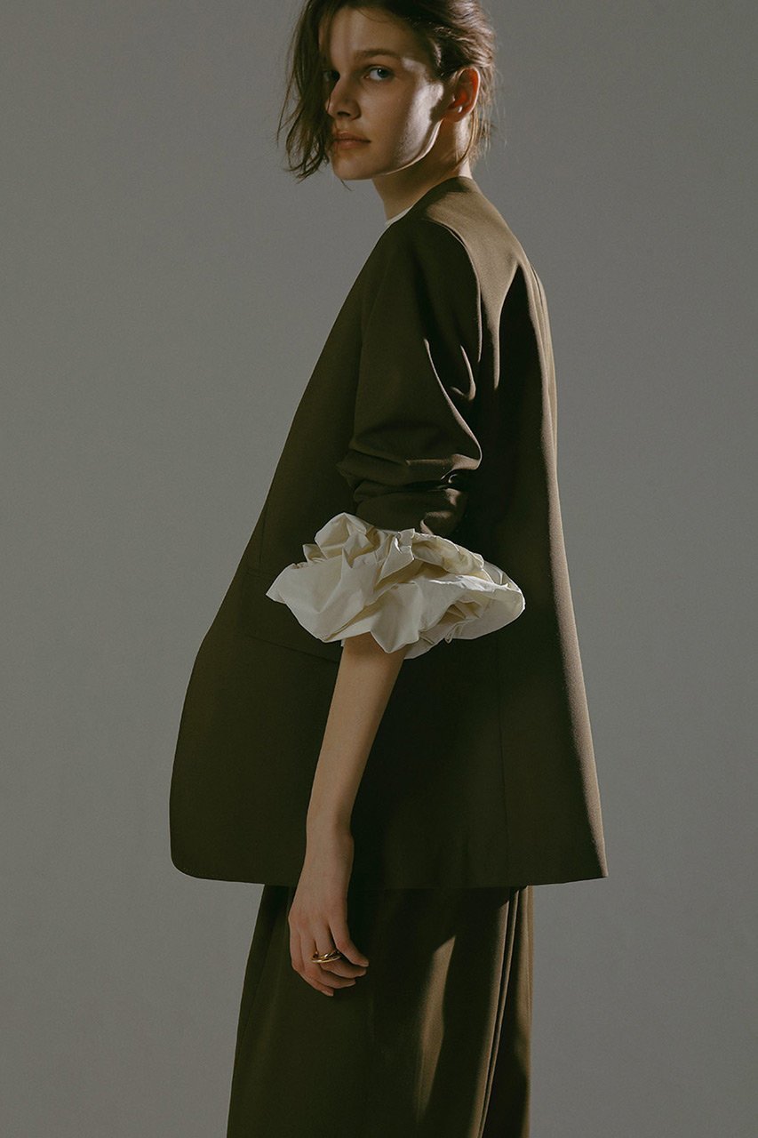 【ハー/HER.】のボリュームスリーブニットトップス 人気、トレンドファッション・服の通販 founy(ファニー) 　ファッション　Fashion　レディースファッション　Fashion for Women　トップス・カットソー　Cut & Sew Tops　ニット　Knit Tops & Sweaters　カジュアルプルオーバー・ニットトップス　Pullovers & Knit Tops / Casual Pullovers　ボリューム袖・フリルスリーブブラウス　Voluminous & Ruffle Sleeves / Puffy Sleeve Tops　ギャザー　Gathered, Ruffled　デニム　Denim, Jeans Material　ベーシック　Basic, Essential　ランダム　Random, Irregular　other-8|ID: prp329100004168312 ipo3291000000032922797