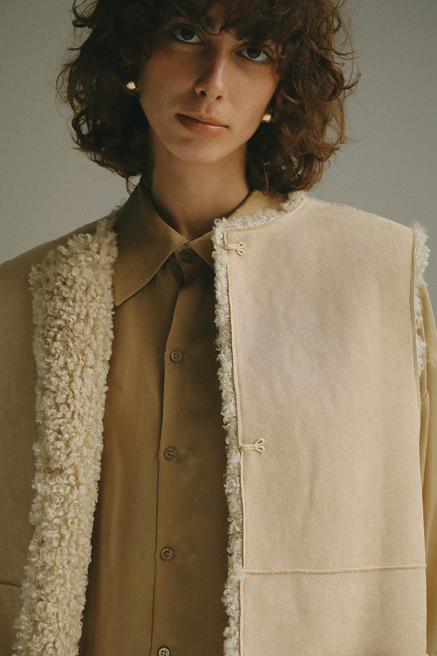 【ハー/HER.】のフェイクファーべスト 人気、トレンドファッション・服の通販 founy(ファニー) 　ファッション　Fashion　レディースファッション　Fashion for Women　アウター　Coat / Outerwear Collection　レディースジャケット・軽アウター　Jackets　サテン　Satin, Glossy Fabric　シンプル　Simple, Minimal　ジャケット　Jacket, Outerwear　トレンド　Trend, Trending Now　ドレス　Dress, One-Piece　フェイクファー　Faux Fur, Imitation Fur　ベスト　Vest, Waistcoat　レギンス　Leggings, Stretch Pants　A/W・秋冬　Autumn/Winter　other-6|ID: prp329100004168321 ipo3291000000035491300