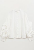 【ハー/HER.】の【10/10 12:00販売開始】ラッフルスリーブシャツブラウス オフホワイト|ID:prp329100004173226