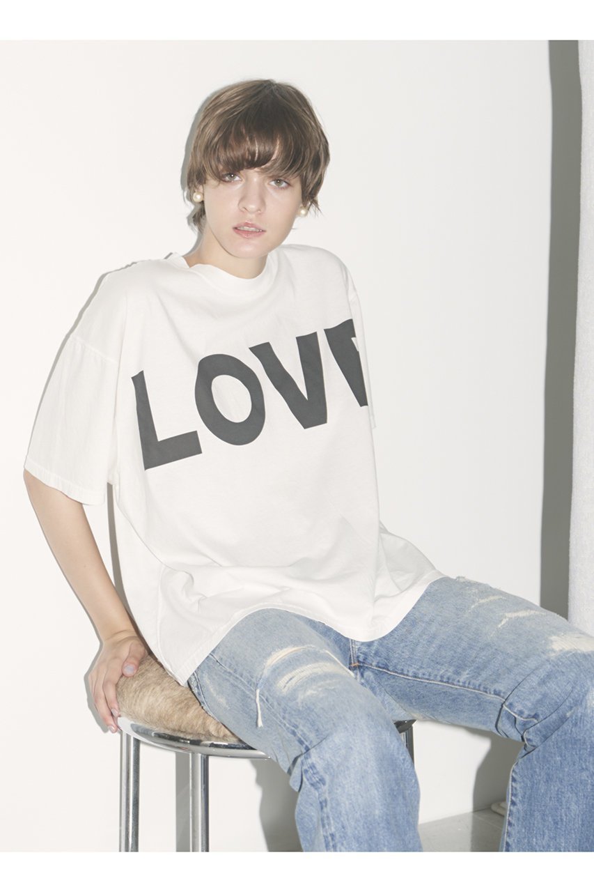 【サードマガジン/THIRD MAGAZINE】の【別注】KATHARINE HAMNETT”LOVE”Tシャツ 人気、トレンドファッション・服の通販 founy(ファニー) 　ファッション　Fashion　レディースファッション　Fashion for Women　トップス・カットソー　Cut & Sew Tops　シャツ・ブラウス・オフィスカジュアル　Elegant Blouses & Button-Ups　ロングTシャツ・Tシャツ　Longline T-Shirts & Tees　カットソー・ベーシックTシャツ　Cut-and-Sewn Tops / Stretch Tees & Basics　ショート　Short, Short Length　シンプル　Simple, Minimal　スリーブ　Sleeve, Long Sleeve / Short Sleeve　再入荷　Restock / Back in Stock　別注　Limited Edition, Custom Order　other-7|ID: prp329100004173243 ipo3291000000035420791
