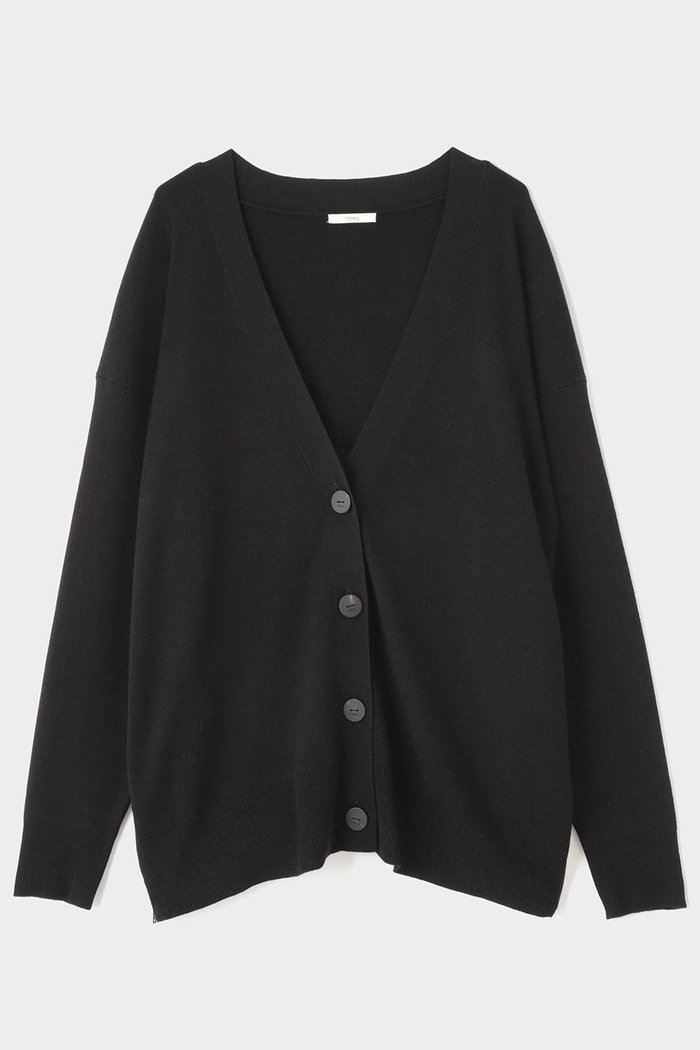 【ル フィル/LE PHIL】のウールオーバーサイズカーディガン インテリア・キッズ・メンズ・レディースファッション・服の通販 founy(ファニー) https://founy.com/ ファッション Fashion レディースファッション Fashion for Women トップス・カットソー Cut & Sew Tops ニット Knit Tops & Sweaters カーディガン・羽織り Layered Style Cardigans カジュアルプルオーバー・ニットトップス Pullovers & Knit Tops / Casual Pullovers おすすめ Recommended / Our Picks カーディガン Cardigan, Knitwear スタンダード Standard, Basic スリット Slit, Slit Detail セットアップ Set-Up, Coordinated Outfit タートル Turtleneck, Turtle Collar ボトム Bottoms, Lower Wear 新作・新入荷 New Arrivals / New In |ID: prp329100004174023 ipo3291000000034176183