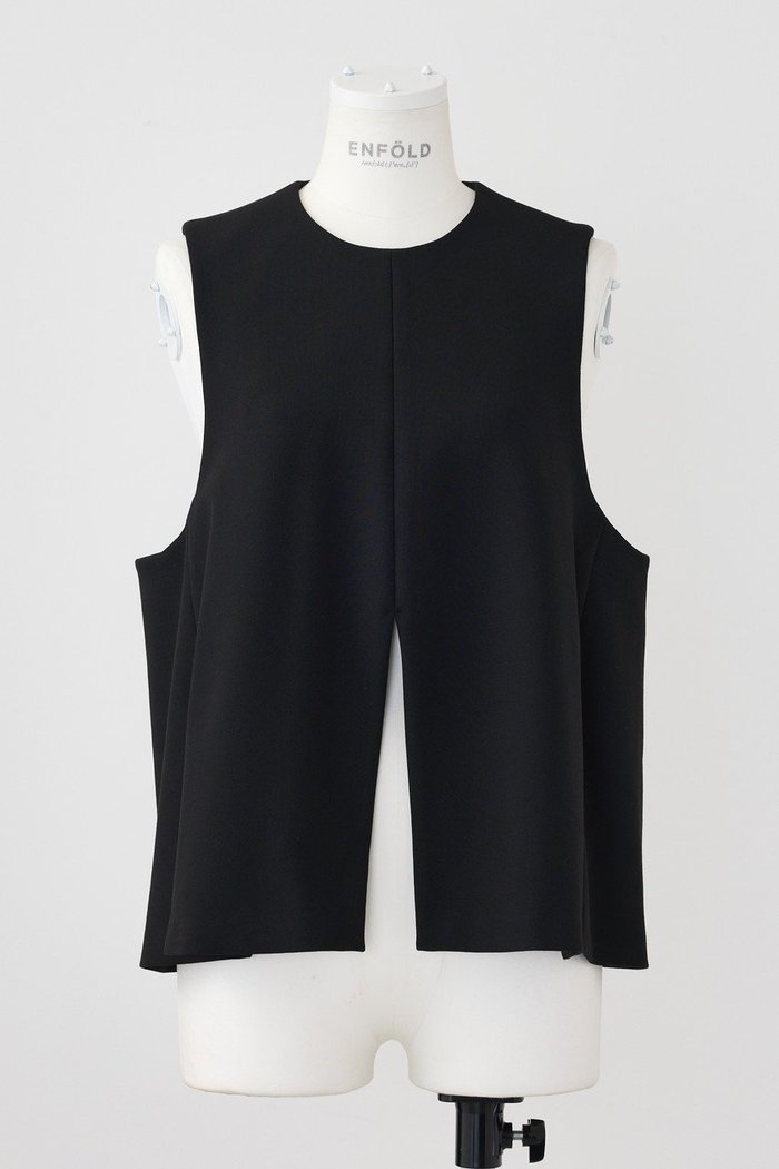 【エンフォルド/ENFOLD】のダブルクロス スリットベスト インテリア・キッズ・メンズ・レディースファッション・服の通販 founy(ファニー) https://founy.com/ ファッション Fashion レディースファッション Fashion for Women アウター Coat / Outerwear Collection レディースジャケット・軽アウター Jackets おすすめ Recommended / Our Picks ジャケット Jacket, Outerwear スリット Slit, Slit Detail ダブル Double, Double-Breasted バランス Balance, Style Balance フロント Front, Front Design ベスト Vest, Waistcoat ワイド Wide, Wide Fit |ID: prp329100004179720 ipo3291000000035654790