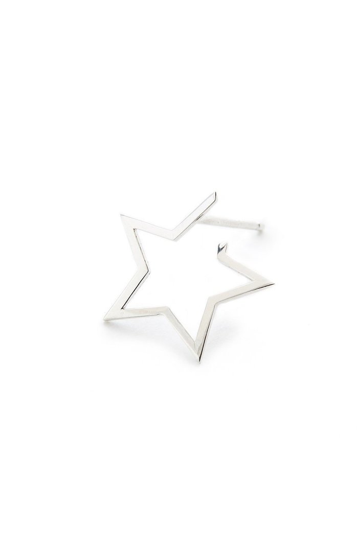 【オー/oeau】のkarma ピアス/small falling star(片耳用) インテリア・キッズ・メンズ・レディースファッション・服の通販 founy(ファニー) https://founy.com/ ファッション Fashion レディースファッション Fashion for Women ジュエリー Jewelry ファッションリング Fashion Rings イヤリング・フープ・ドロップタイプ Hoop, Drop & Clip Earrings イヤリング Earrings モチーフ Motif, Design Theme 片耳 One-Ear, Single Earring |ID: prp329100004179805 ipo3291000000036177371