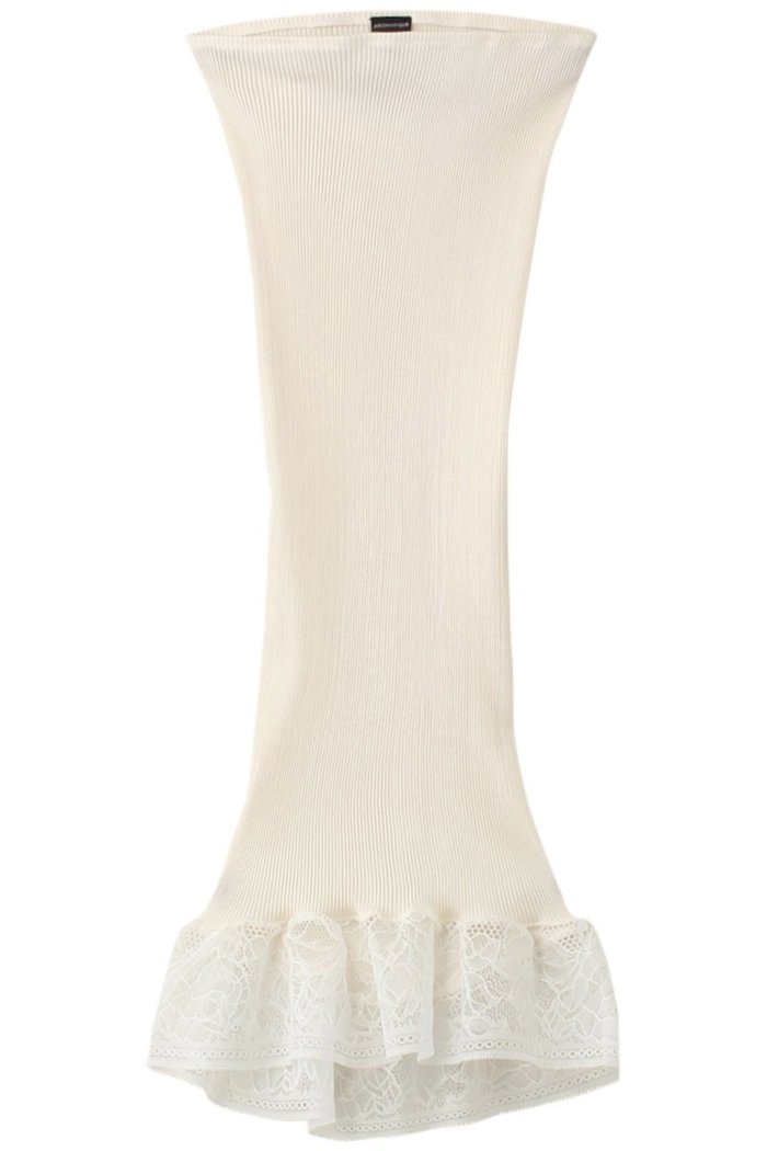 【アロマティック/AROMATIQUE】の【AROMATIQUE×Nobless Oblige】ペチコート インテリア・キッズ・メンズ・レディースファッション・服の通販 founy(ファニー) https://founy.com/ ファッション Fashion レディースファッション Fashion for Women アウター Coat / Outerwear Collection コート・ロングコート・ピーコート Long Coats, Peacoats & More 下着・ランジェリー Lingerie & Intimates インナー Innerwear シルク Silk, 100% Silk フィット Fit, Slim Fit ペチコート Petticoat, Underskirt モダン Modern, Contemporary モチーフ Motif, Design Theme ランジェリー Lingerie, Intimate Wear リュクス Luxury, Elegant, High-End, Chic レース Lace, Lace Fabric ロンドン London Style, British Inspired |ID: prp329100004182847 ipo3291000000035337402